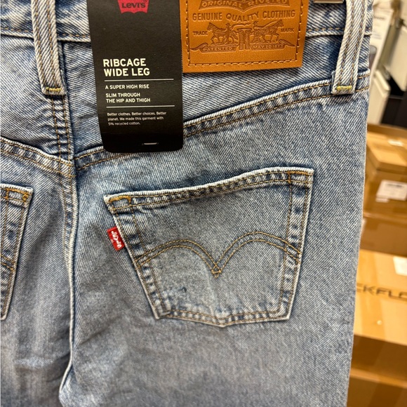 Levi's Light Blue Straight Jeans - Picture 5 of 5